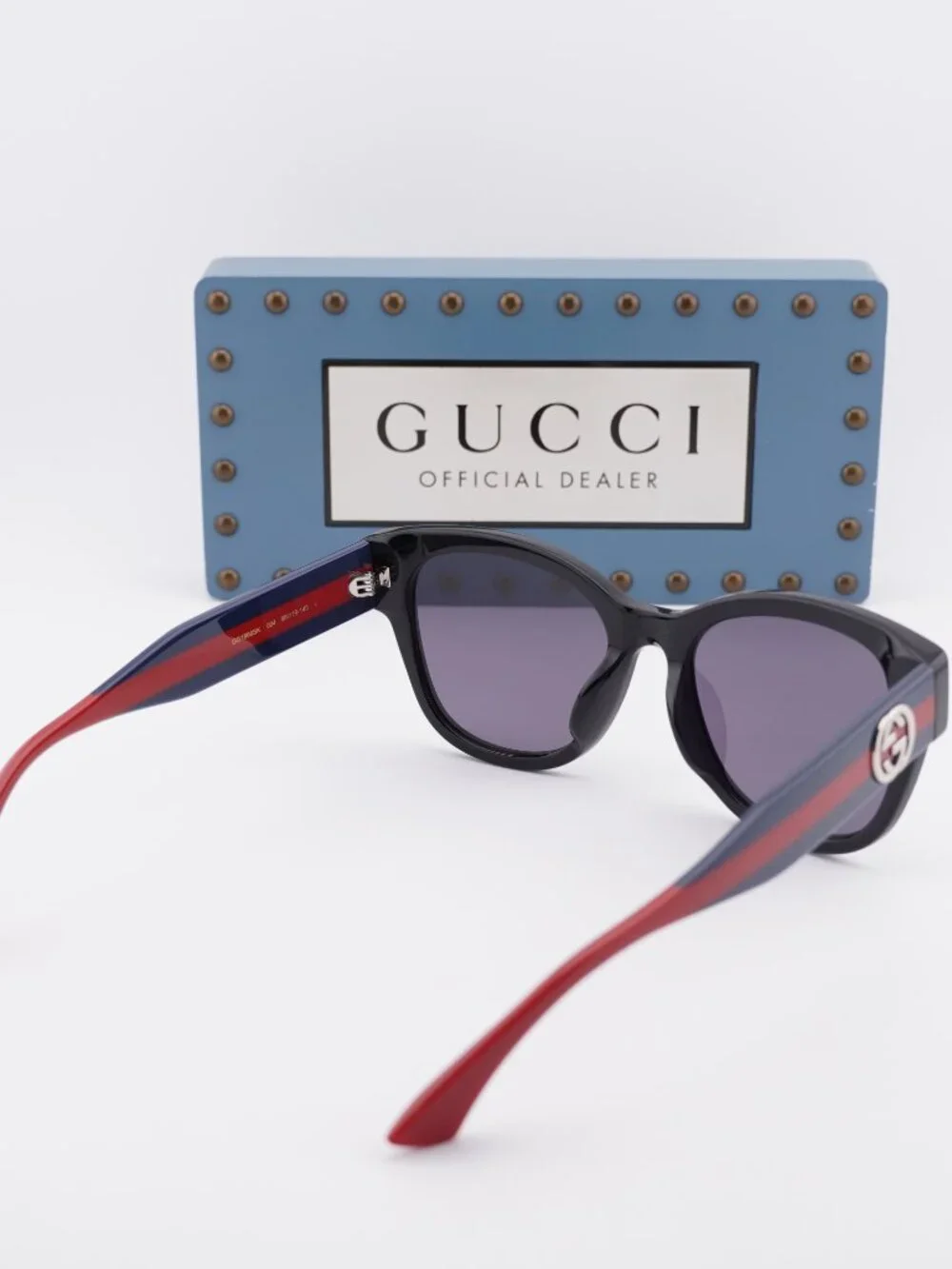 Gucci model gg1866sk